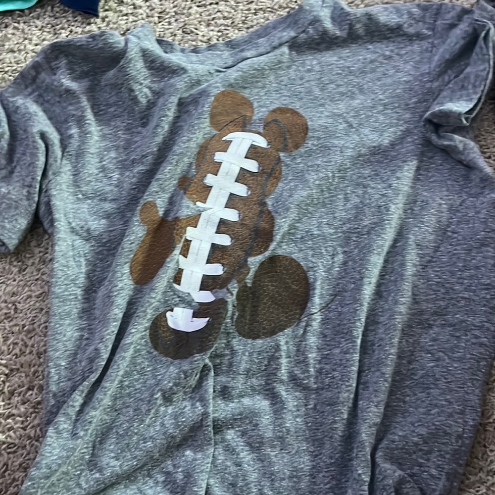 Disney football Mickey shirt vintage